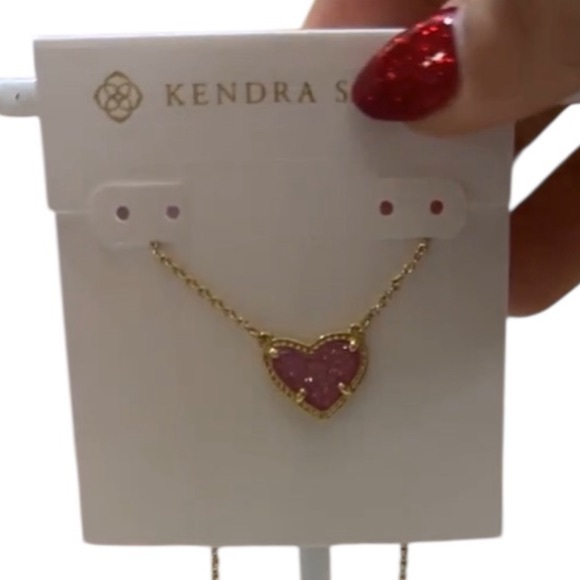 Kendra Scott Ari pink Druzy Heart Gold Pendant Necklace NEW - Picture 5 of 6